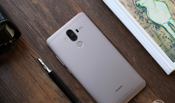 2017巨屏手機(jī)有哪些 4款2017市售高關(guān)注度大屏手機(jī)推薦_www.dnjishu.com 2017巨屏手機(jī)有哪些 4款2017市售高關(guān)注度大屏手機(jī)推薦_www.0068468.cn